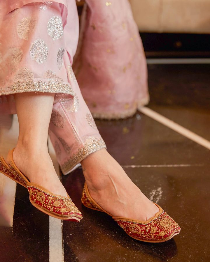 Marwa Maroon Handcrafted Jutti