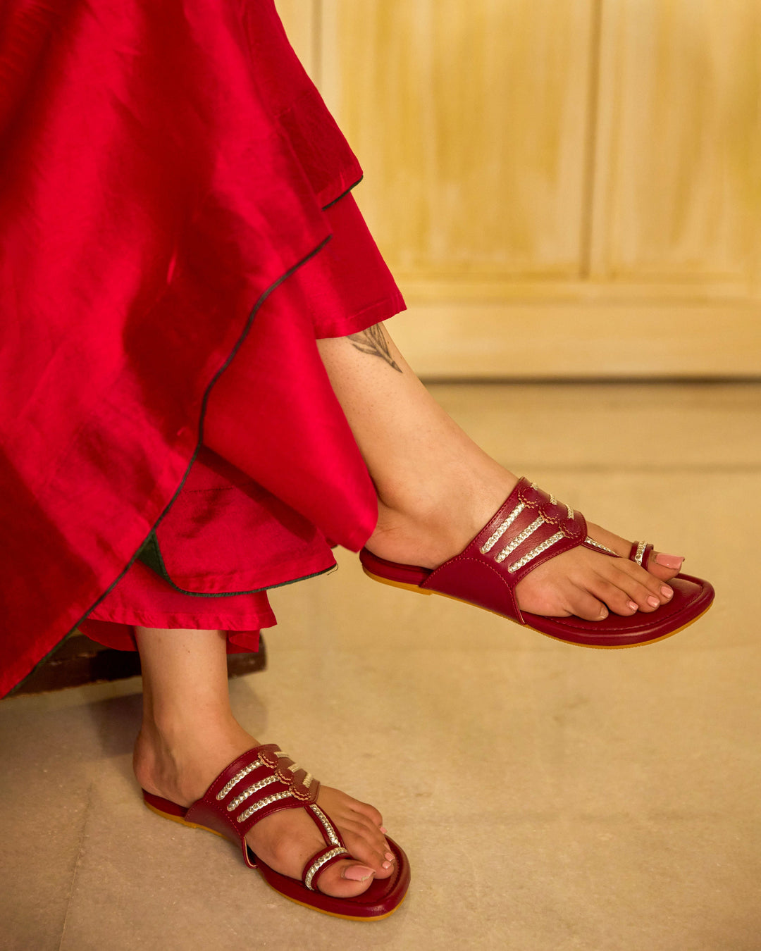 Noor Maroon Kolha Flats 