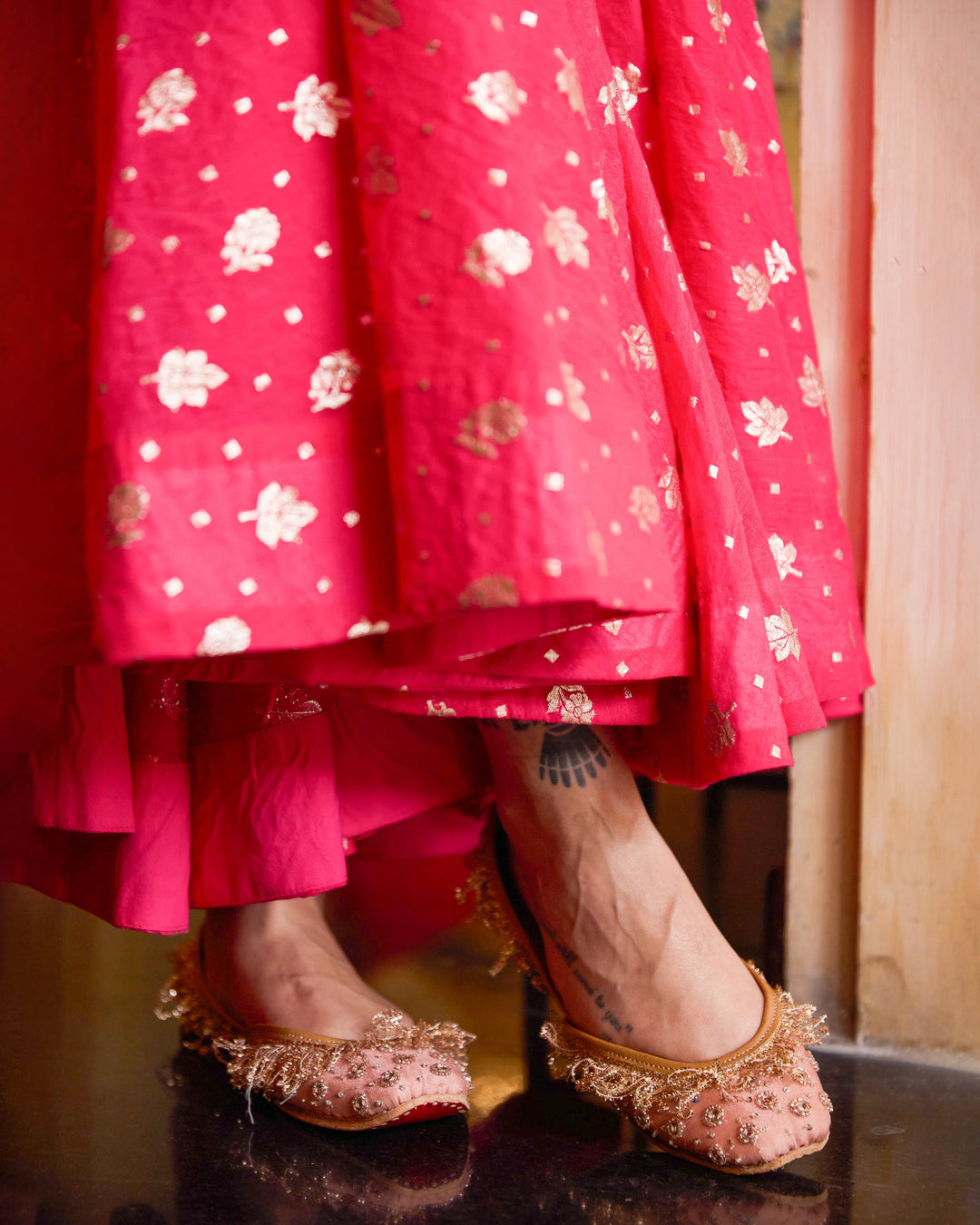 Sethi Peach Handcrafted Jutti