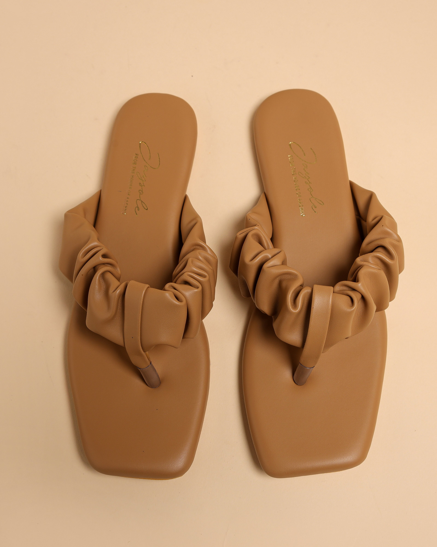 ALMOND BUFF GATHERED FLATS