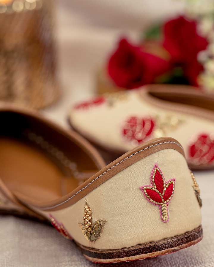 Candy Rose Handcrafted Jutti