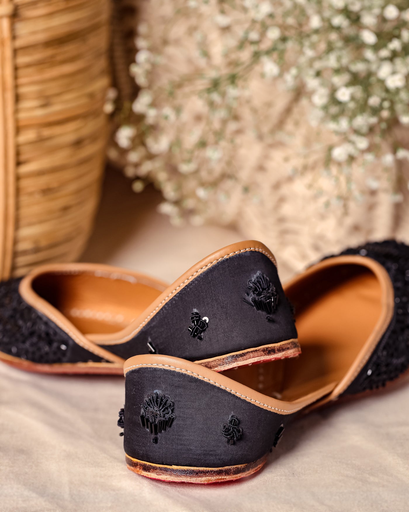 Coal Black Handcrafted Jutti