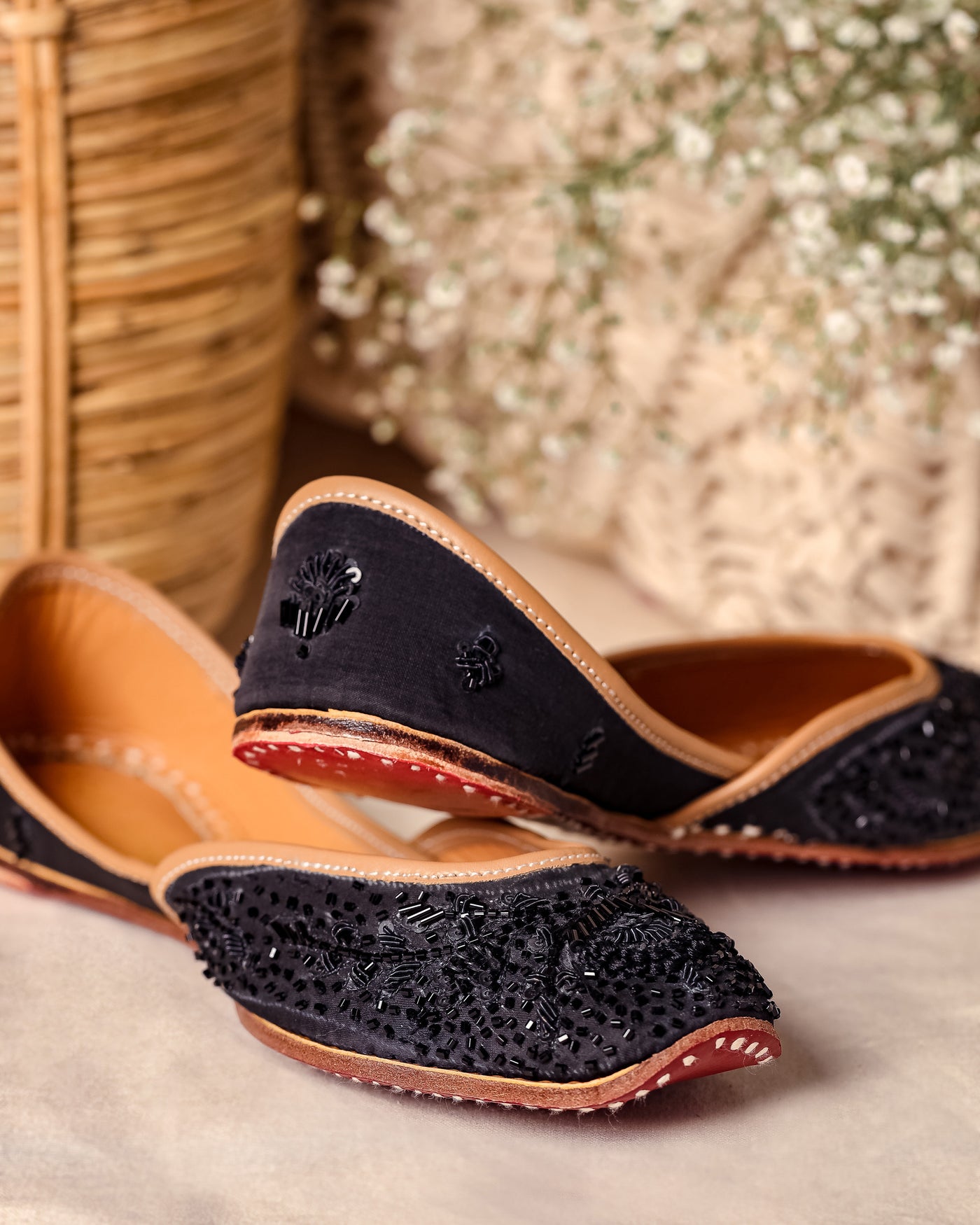 Coal Black Handcrafted Jutti