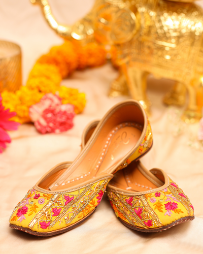 JONQUIL HANDCRAFTED JUTTI